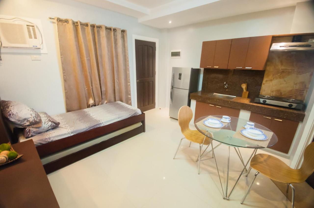 Nf Suites Davao Exterior photo
